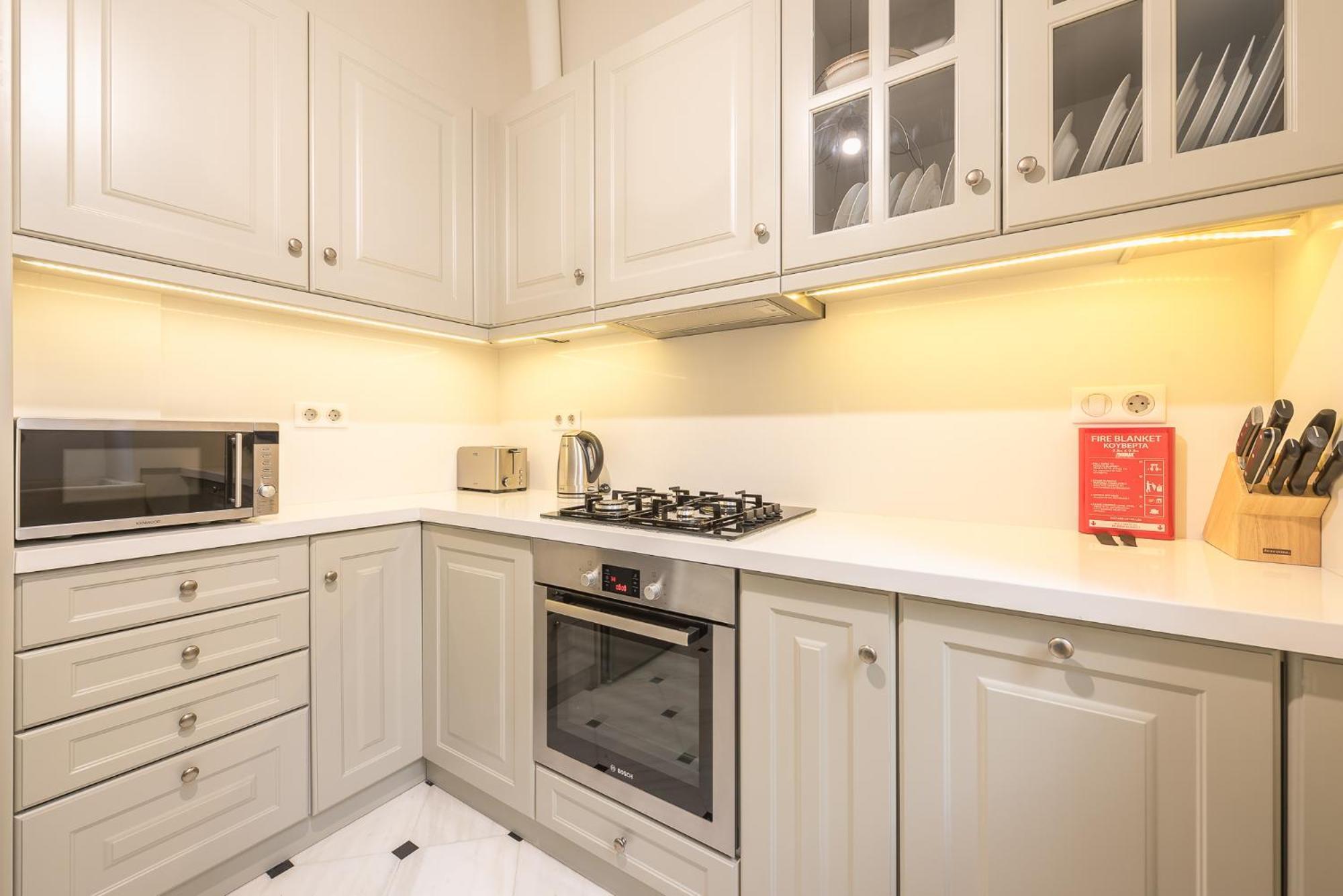 The Rare Luxury Gem Near Syntagma, Kolonaki Square Apartment Athen