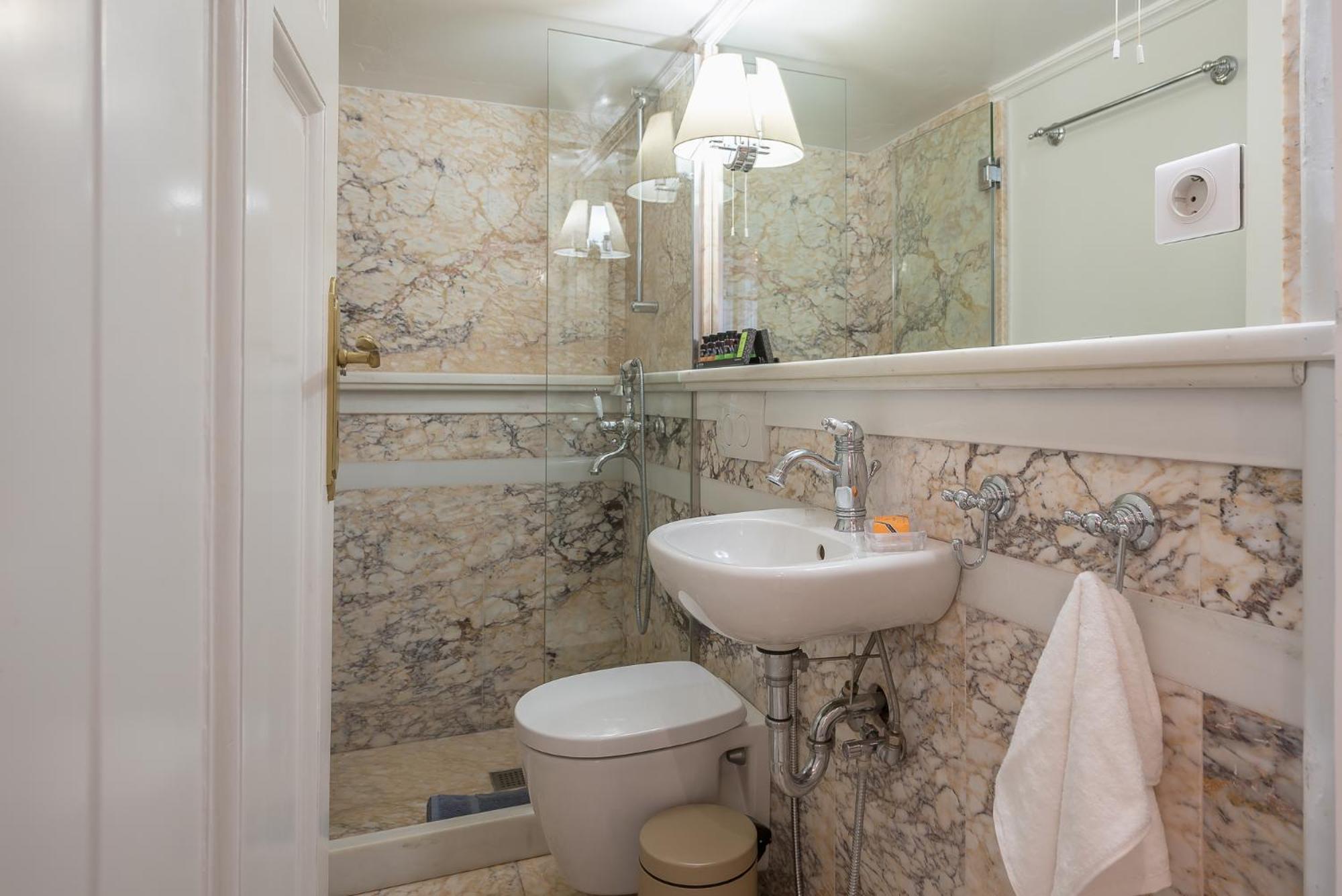 Apartment The Rare Luxury Gem Near Syntagma, Kolonaki Square *
