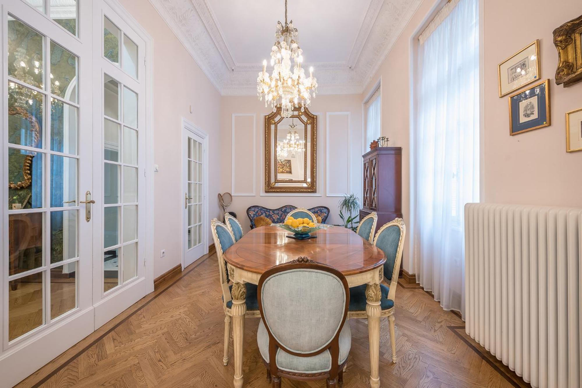 The Rare Luxury Gem Near Syntagma, Kolonaki Square Apartment Athen