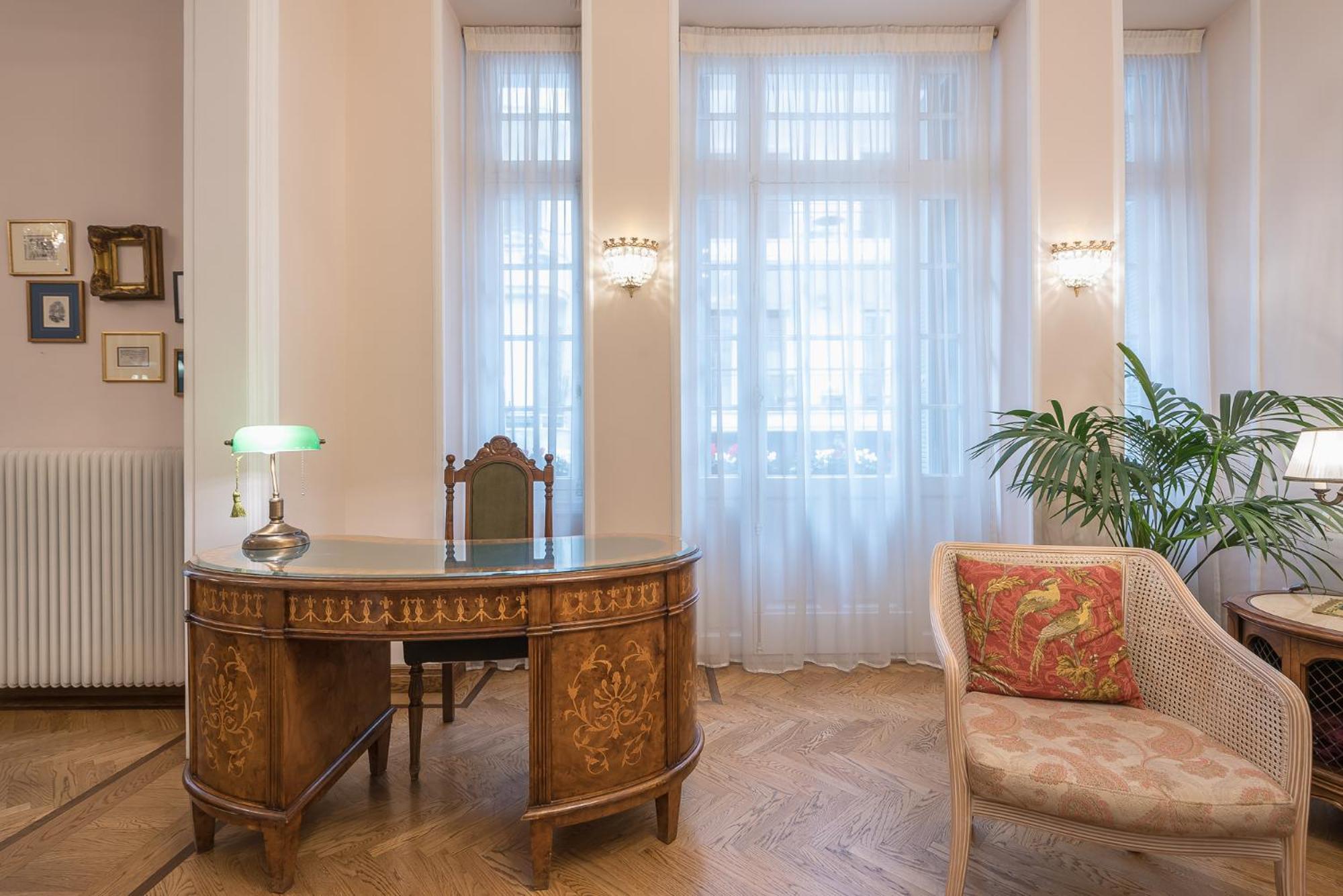 The Rare Luxury Gem Near Syntagma, Kolonaki Square Apartment